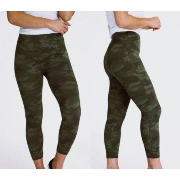 SPANX Look At Me Now Seamless Leggings Green Camo Plus Size 1X - Picture 1 of 3